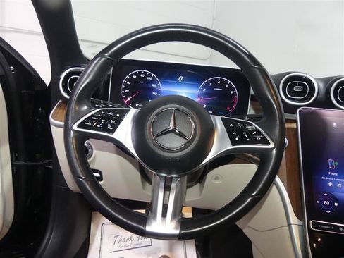 Used 2023 Mercedes-Benz C 300 4MATIC Sedan image 31