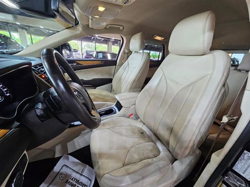 Used 2015 Lincoln MKC FWD w/ Equipment Group 101A Select image 24