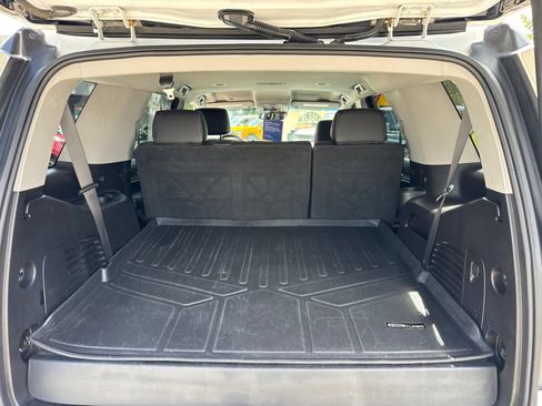 Used 2019 Chevrolet Tahoe LT AWD/4WD image 36