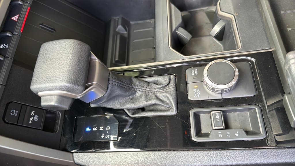 Used 2023 Toyota Tundra SR5 w/ SR5 Convenience Package AWD/4WD image 16