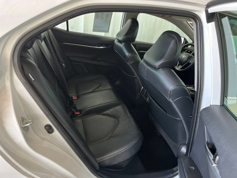 Used 2021 Toyota Camry XLE FWD image 24