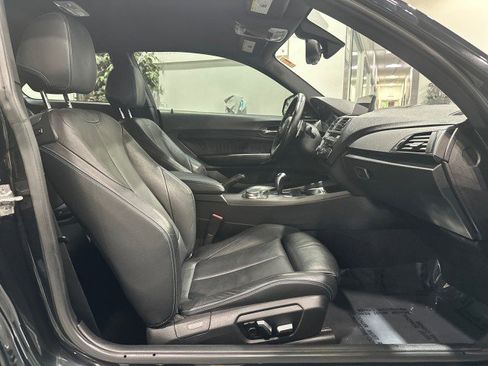 Used 2017 BMW M2 RWD image 48