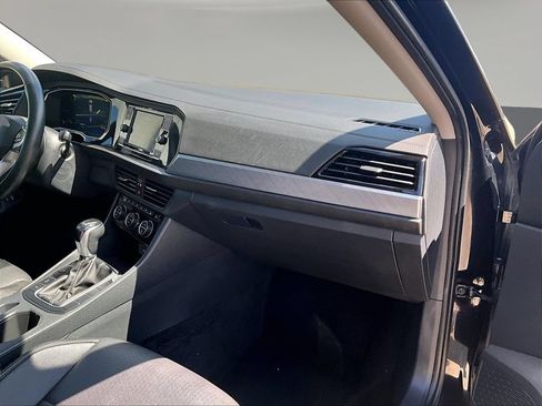 Used 2024 Volkswagen Jetta SE FWD image 29