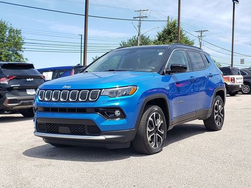 Used 2022 Jeep Compass Limited AWD/4WD image 1