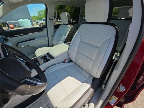 Used 2024 GMC Acadia Denali w/ LPO, Floor Liner Package AWD/4WD image 11