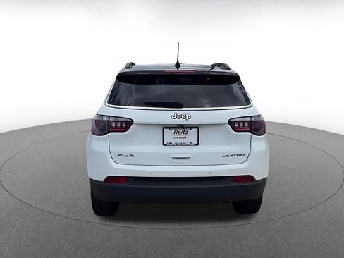Used 2025 Jeep Compass Limited AWD/4WD image 12