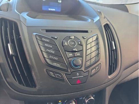 Used 2015 Ford Escape S image 24