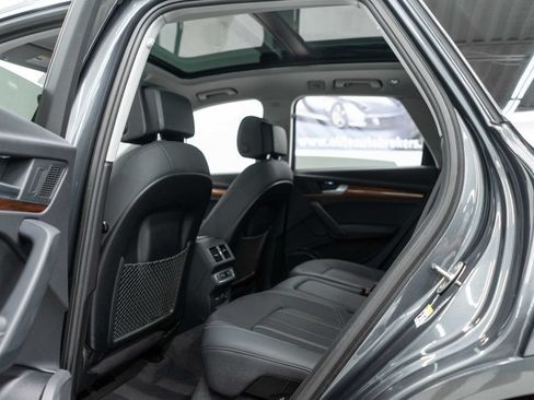 Used 2023 Audi Q5 2.0T Premium Plus w/ Premium Plus Package AWD/4WD image 32