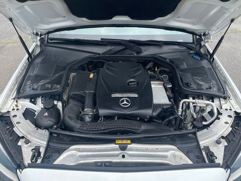 Used 2018 Mercedes-Benz C 300 4MATIC Sedan w/ Premium Package image 11