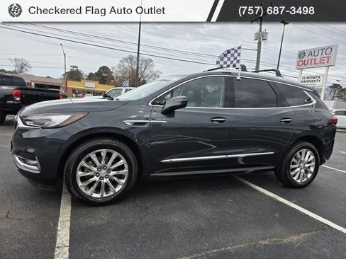 Used 2018 Buick Enclave Premium w/ LPO, Hit The Road Package image 2