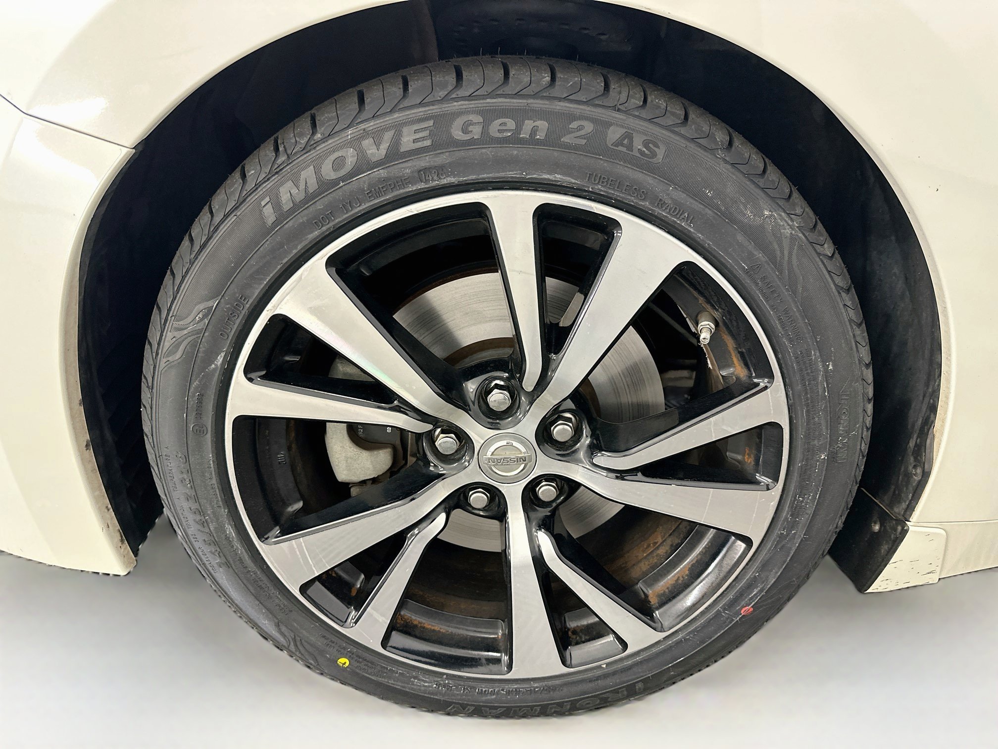 Used 2018 Nissan Maxima Platinum FWD image 36