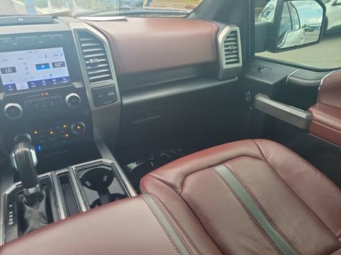 Certified 2019 Ford F150 Platinum w/ Equipment Group 701A Luxury AWD/4WD image 14