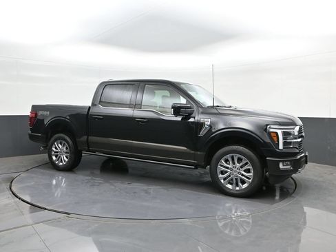 Used 2024 Ford F150 King Ranch w/ FX4 Off-Road Package AWD/4WD image 17