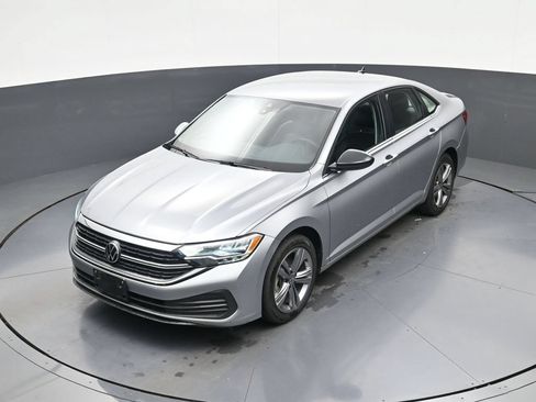 Used 2024 Volkswagen Jetta SE FWD image 30
