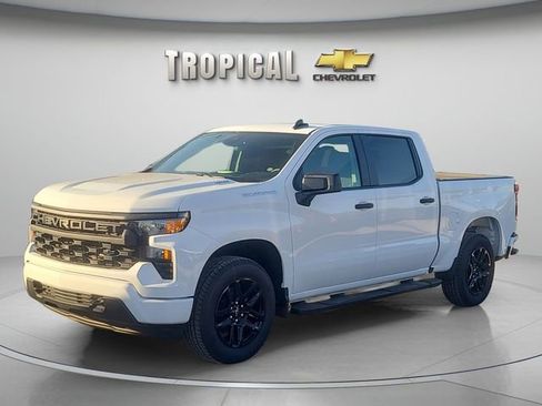New 2026 Chevrolet Silverado 1500 Custom RWD image 1