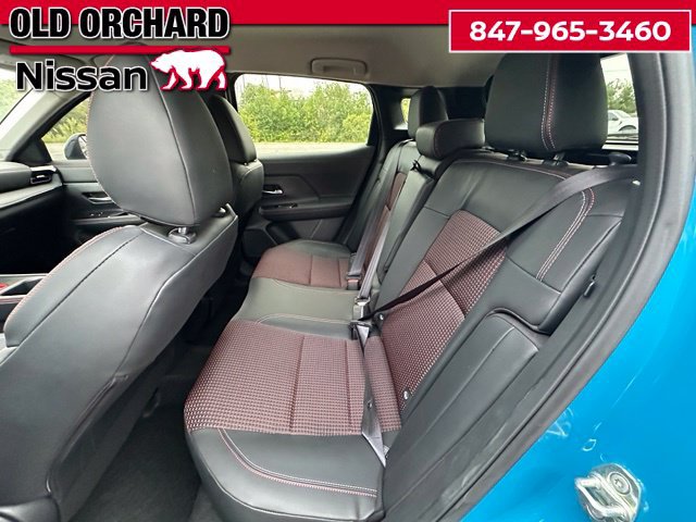 Used 2025 Nissan Kicks SR FWD image 13