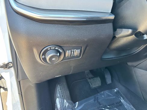 Used 2023 Jeep Compass Limited w/ Elite Group AWD/4WD image 30