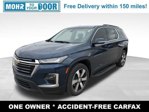 Used 2022 Chevrolet Traverse LT w/ LT Premium Package image 1