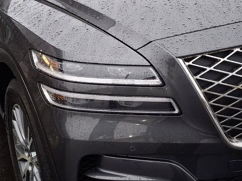 Certified 2023 Genesis GV80 2.5T image 9