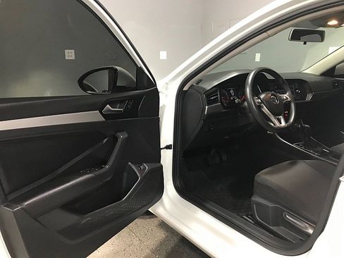 Used 2019 Volkswagen Jetta S FWD image 9