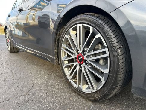 Used 2022 Kia Forte GT w/ GT Technology Package image 11