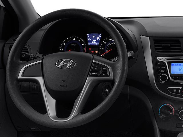 Used 2013 Hyundai Accent SE FWD image 6