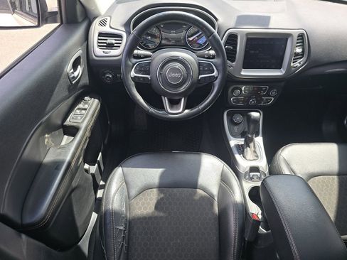 Used 2018 Jeep Compass Latitude w/ Popular Equipment Group AWD/4WD image 23