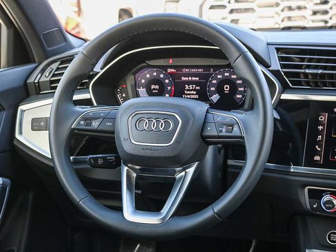 Used 2025 Audi Q3 2.0T Premium image 20