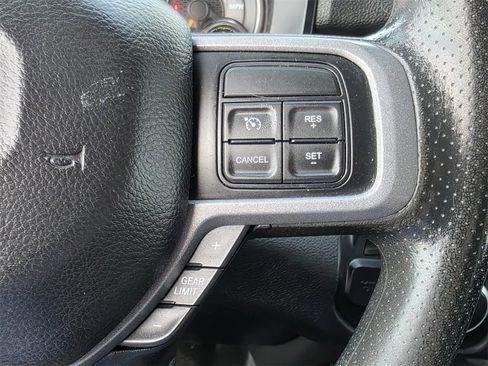 Used 2019 RAM 2500 Tradesman w/ Chrome Appearance Group image 21