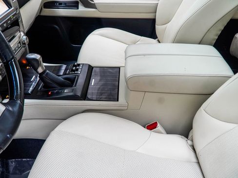 Used 2020 Lexus GX 460 Premium w/ Premium Package AWD/4WD image 18