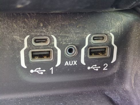 Used 2022 RAM 1500 Limited w/ Body Color Bumper Group AWD/4WD image 24