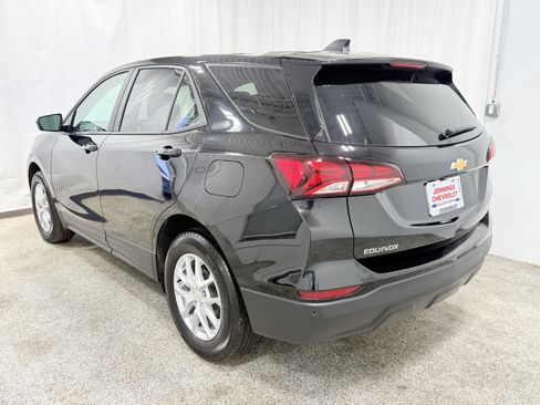 Certified 2024 Chevrolet Equinox LS w/ LS Convenience Package image 6