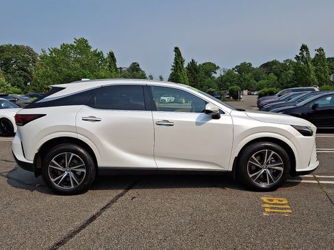 Used 2024 Lexus RX 350 Premium w/ Kick Sensor & Tow Package AWD/4WD image 7