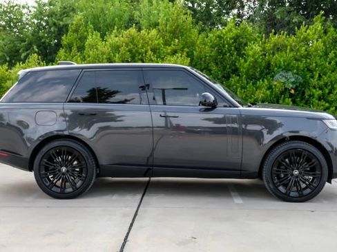 Used 2024 Land Rover Range Rover Autobiography AWD/4WD image 10