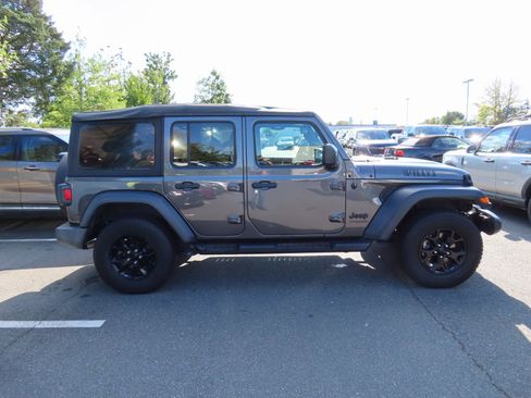 Used 2021 Jeep Wrangler Unlimited Sport image 4