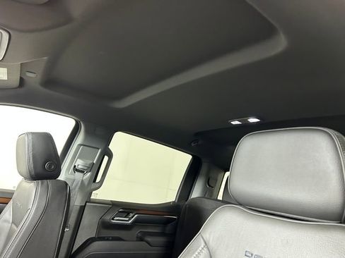 Used 2024 GMC Sierra 1500 Denali w/ Technology Package image 13