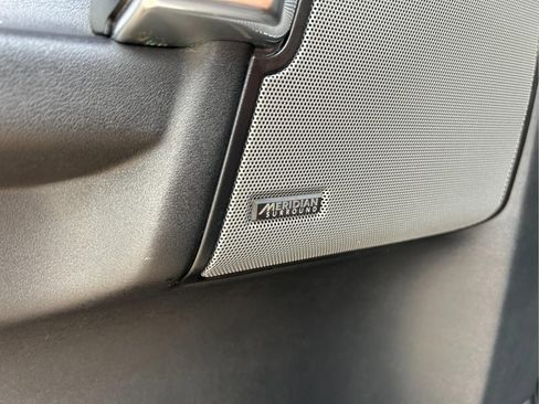 Used 2016 Land Rover LR4 HSE LUX image 15