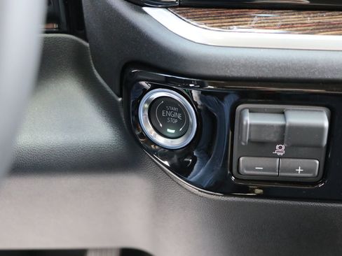 New 2026 GMC Sierra 1500 Elevation image 24