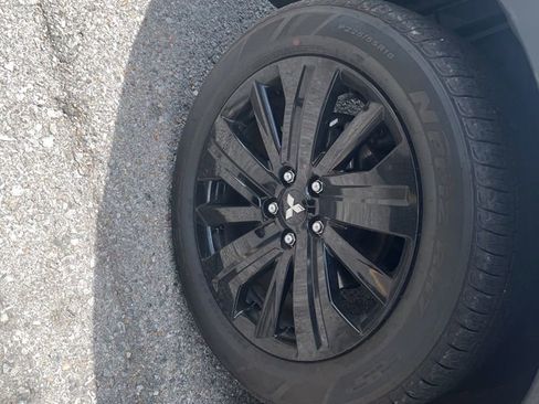 Used 2025 Mitsubishi Outlander Sport AWD image 9