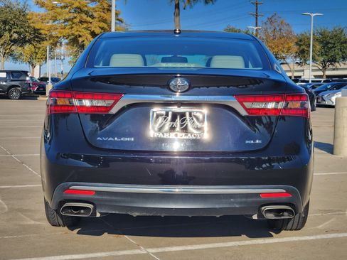 Used 2016 Toyota Avalon XLE Premium image 12