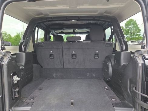 Used 2023 Jeep Wrangler Unlimited w/ Cold Weather Group AWD/4WD image 29