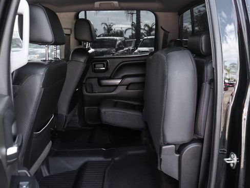 Used 2018 GMC Sierra 1500 SLT AWD/4WD image 40