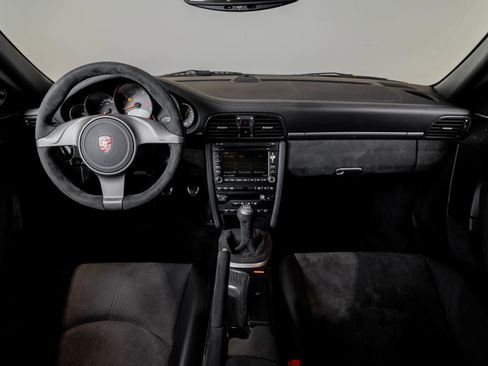 Used 2010 Porsche 911 GT3 RWD image 22