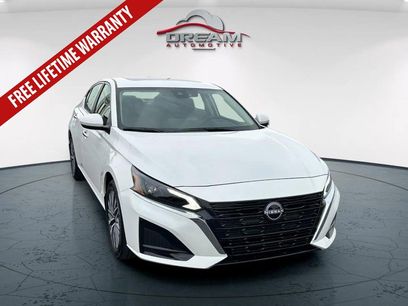 New 2025 Nissan Altima 2.5 SV w/ SV Premium Package