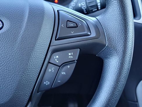 Used 2024 Ford Edge SE image 17