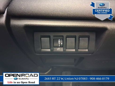 Used 2025 Subaru Outback AWD/4WD image 23
