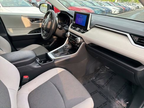 Used 2025 Toyota RAV4 XLE w/ Weather Package AWD/4WD image 10