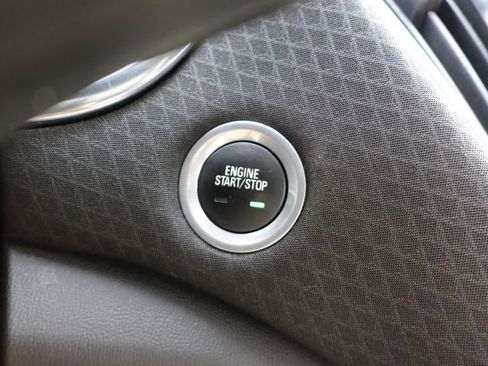 Used 2018 Chevrolet Malibu LT image 18