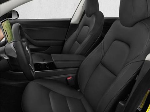 Used 2018 Tesla Model 3 Long Range image 2