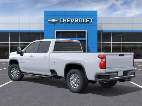 New 2026 Chevrolet Silverado 3500 LT AWD/4WD image 3